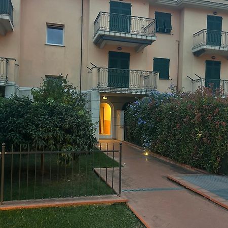 Appartamento Incantevole A 100Metri Dal Mare E Accanto Alla Pista Ciclabile Imperia Eksteriør bilde